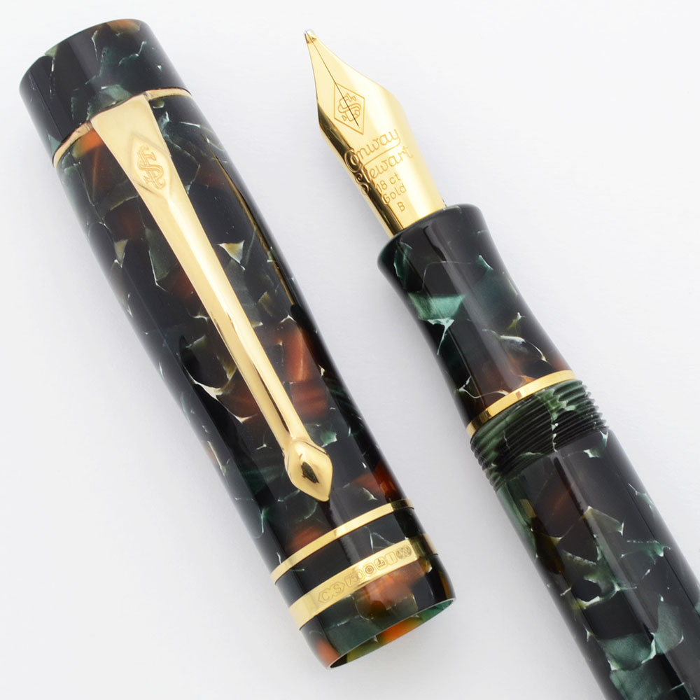 Conway Stewart 　Antique美品 cs_wellington_pistachio_01.jpg